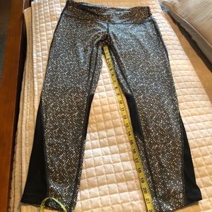 Nike. Yoga or leggings Cropped